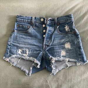 Levi’s 501 shorts